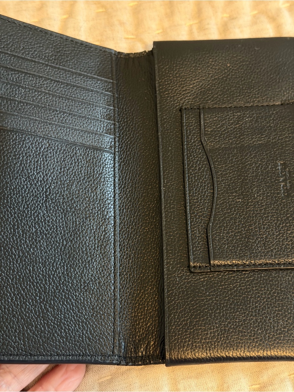 Coach Bifold Black Textured Leather Wallet 7x4 with Dusty - Picture 5 of 9